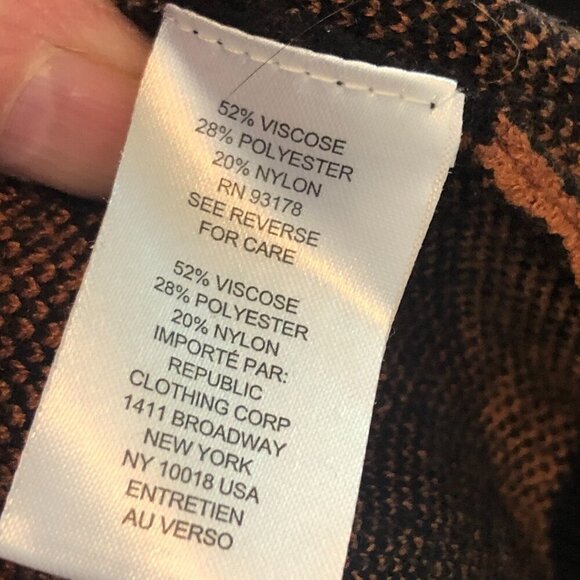 Tahari Chevron Stripe Sweater - Picture 7 of 8